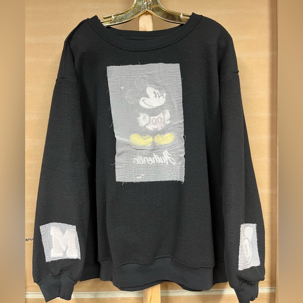Disney Authentic Black Mickey Mouse Sweater Sweatshirt 2X - Picture 6 of 10